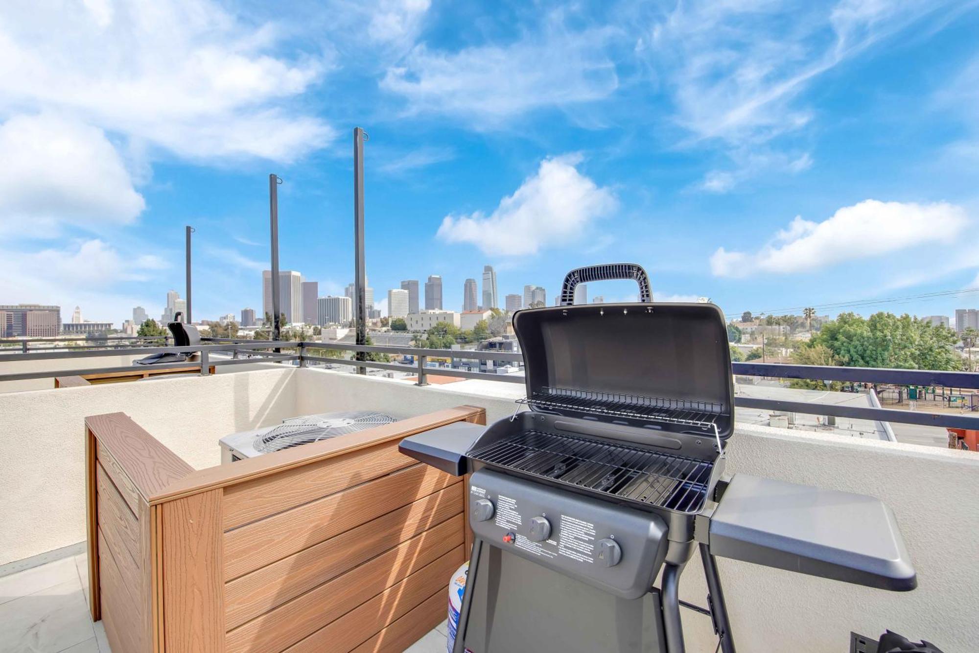 La Rooftop Paradise